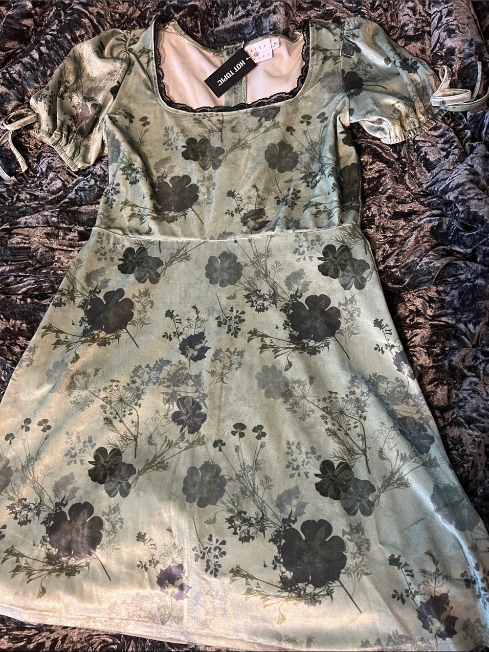 NWT Green Velvet Floral Dress